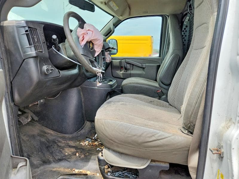 2017 CHEVROLET EXPRESS G2500 7