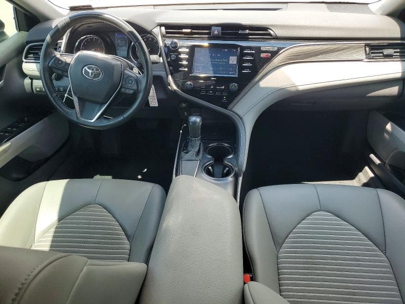 2020 TOYOTA CAMRY SE 8
