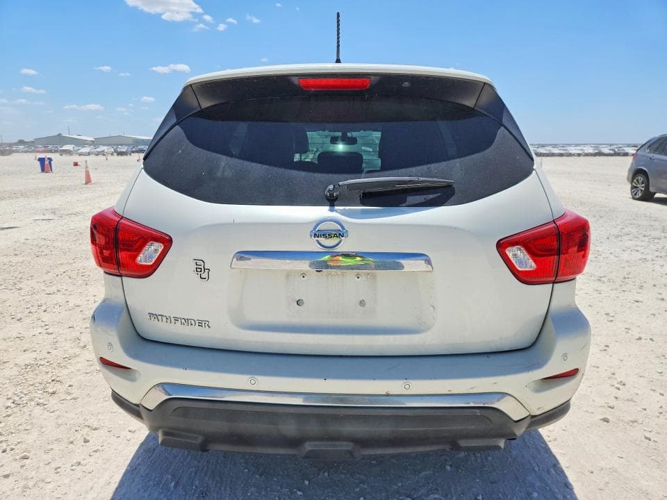 2017 NISSAN PATHFINDER SL 6