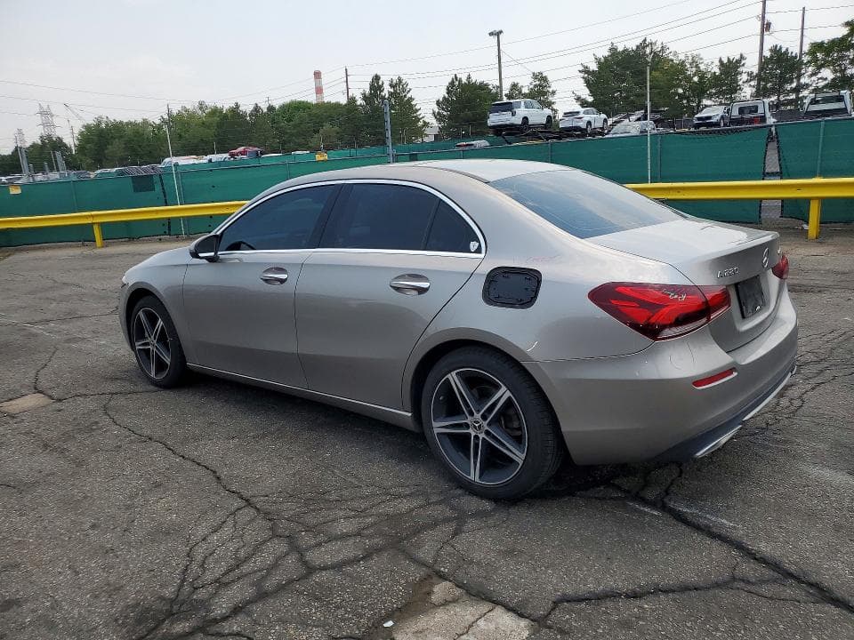 2019 MERCEDES-BENZ A 220 4MATIC 2