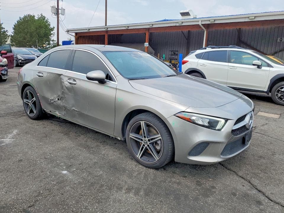 2019 MERCEDES-BENZ A 220 4MATIC 4