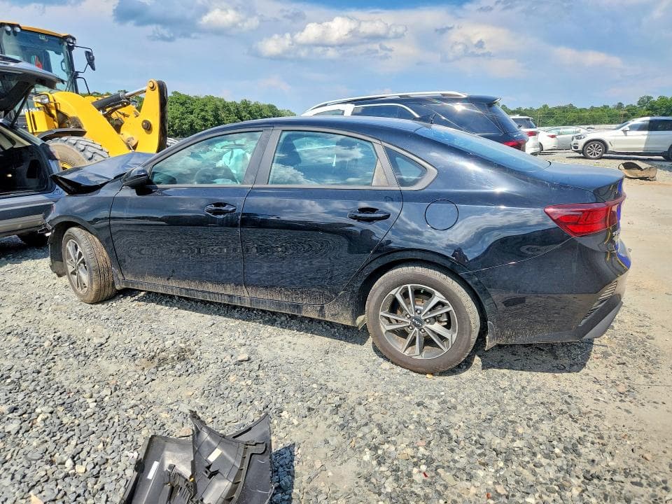 2024 KIA FORTE LXS 2