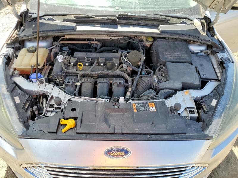 2016 FORD FOCUS SE 11