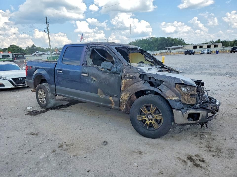 2017 FORD F150 SUPERCREW 4