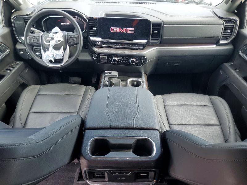 2026 GMC SIERRA K1500 SLT 8