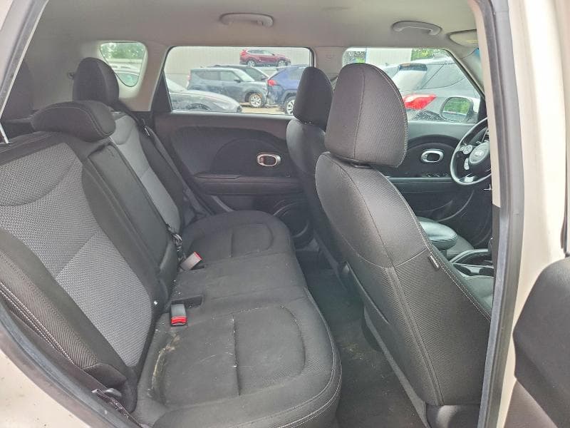 2017 KIA SOUL + 10