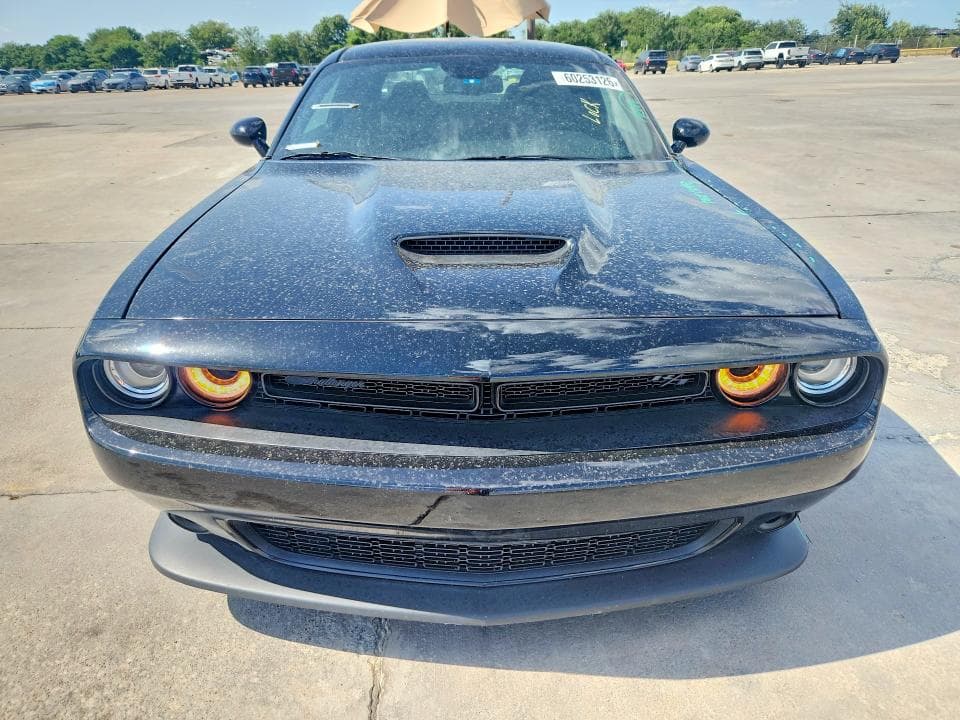 2023 DODGE CHALLENGER R/T 5