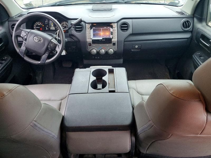 2021 TOYOTA TUNDRA SR 8