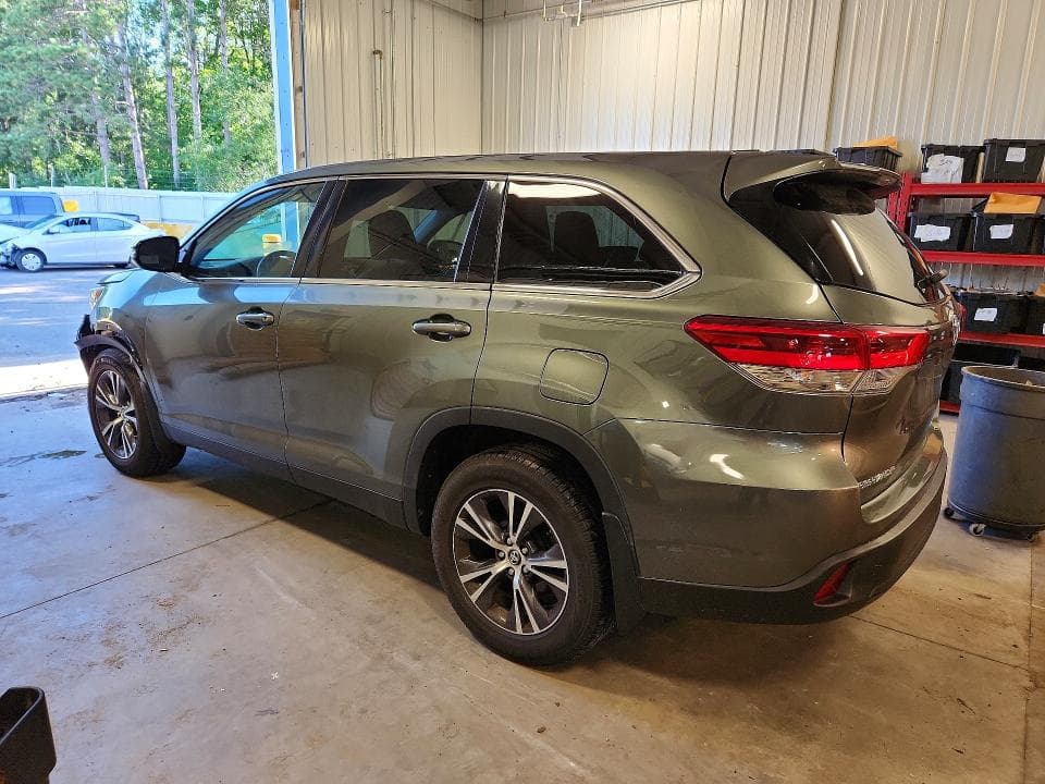 2019 TOYOTA HIGHLANDER LE LE 2