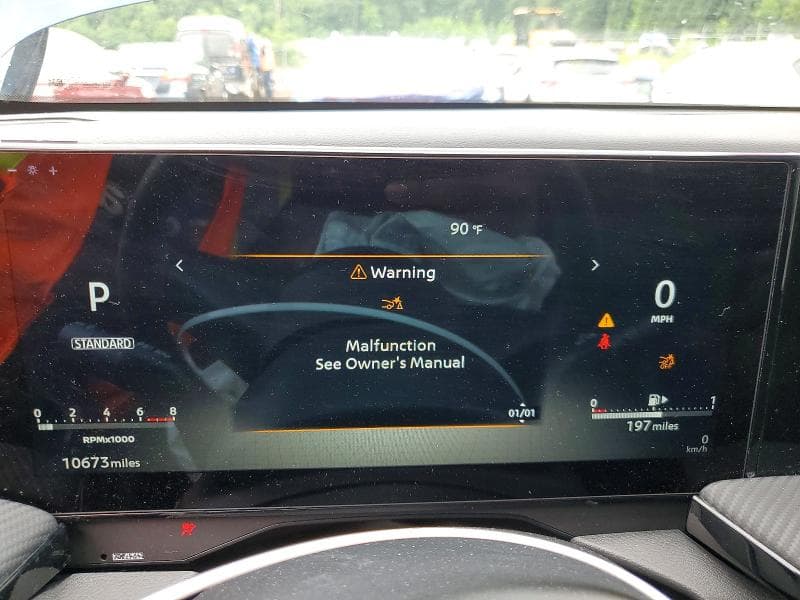 2025 NISSAN KICKS SR 9