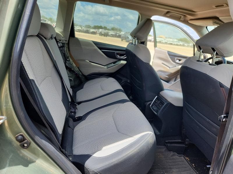 2019 SUBARU FORESTER PREMIUM 11