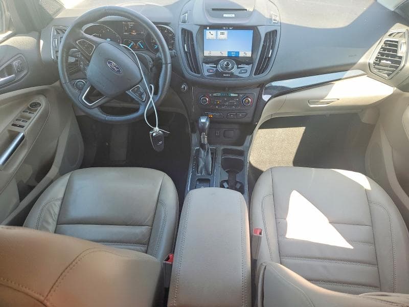2017 FORD ESCAPE TITANIUM 8