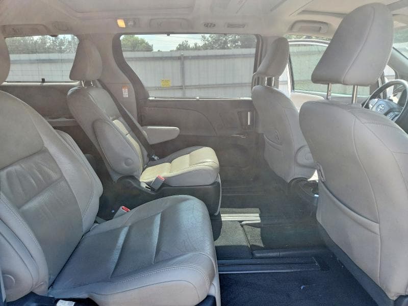 2018 TOYOTA SIENNA LIMITED PREMIUM 7-PASSENGER 11
