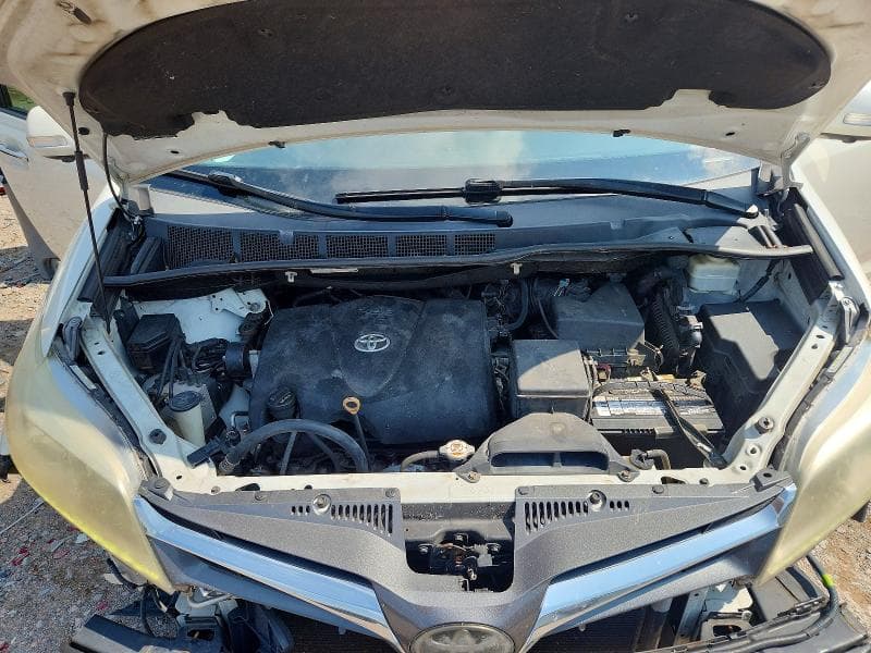 2018 TOYOTA SIENNA LIMITED PREMIUM 7-PASSENGER 12