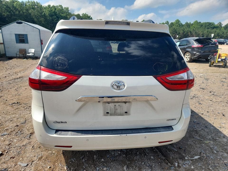2018 TOYOTA SIENNA LIMITED PREMIUM 7-PASSENGER 6