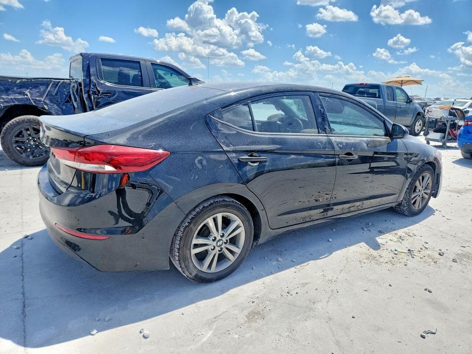 2017 HYUNDAI ELANTRA SE SE 3