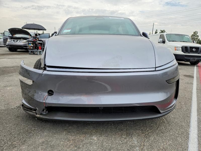 2026 TESLA MODEL Y 11