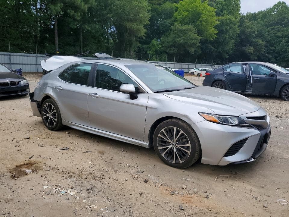 2018 TOYOTA CAMRY SE SE 4