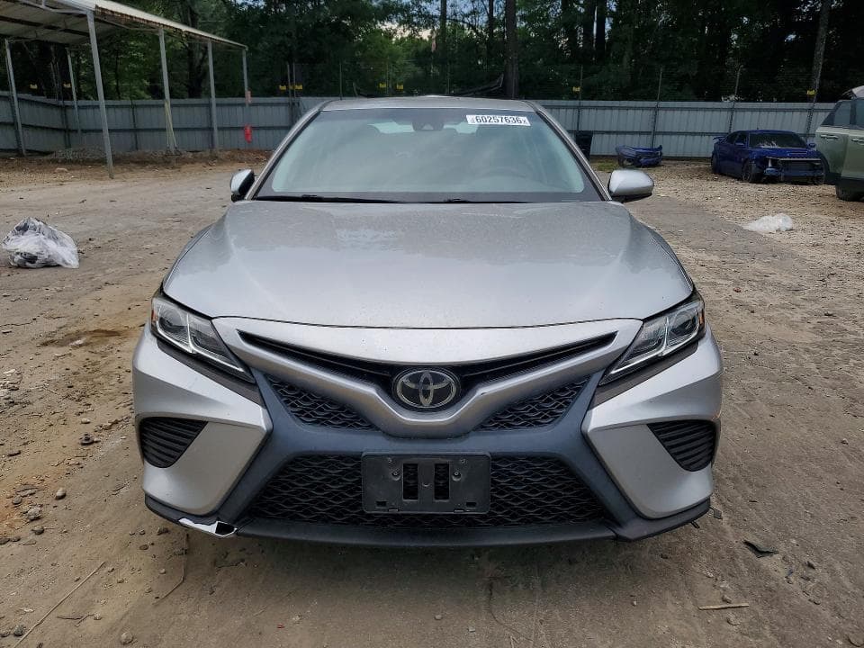 2018 TOYOTA CAMRY SE SE 5
