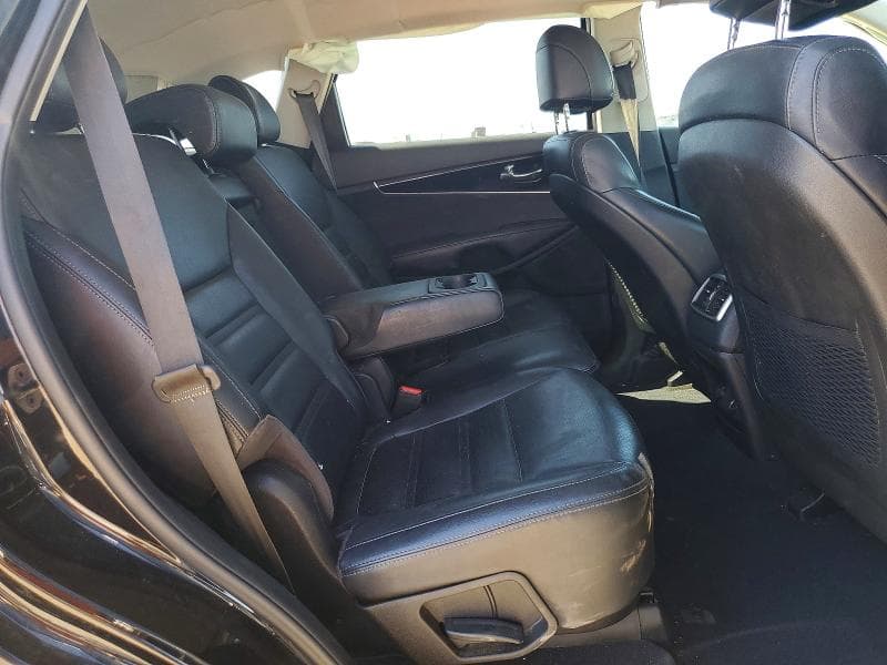 2017 KIA SORENTO LX 10