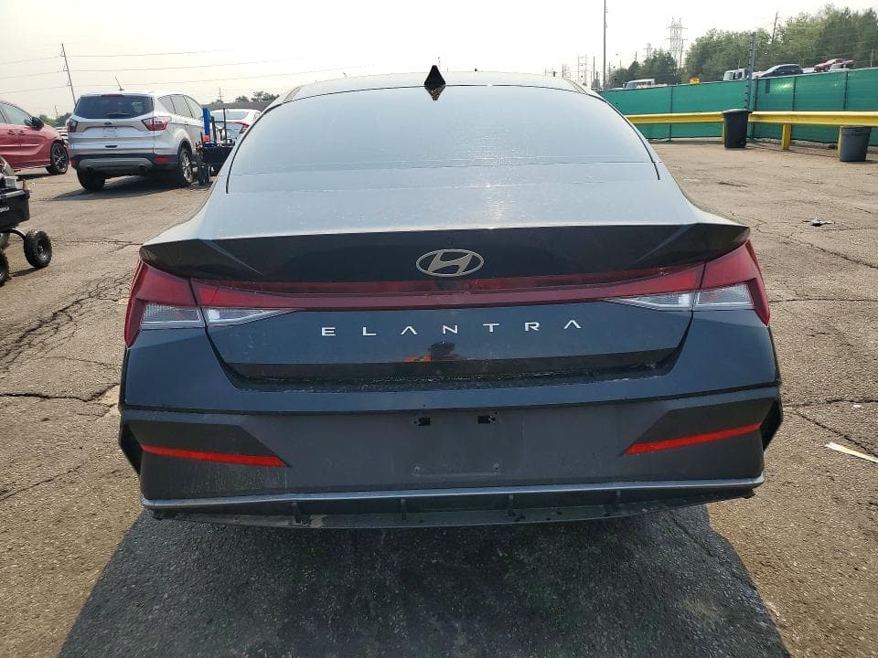 2024 HYUNDAI ELANTRA SEL 6
