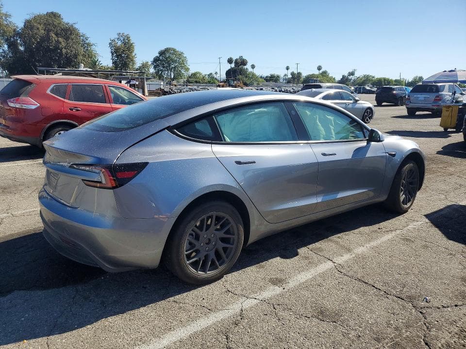2025 TESLA MODEL 3 3