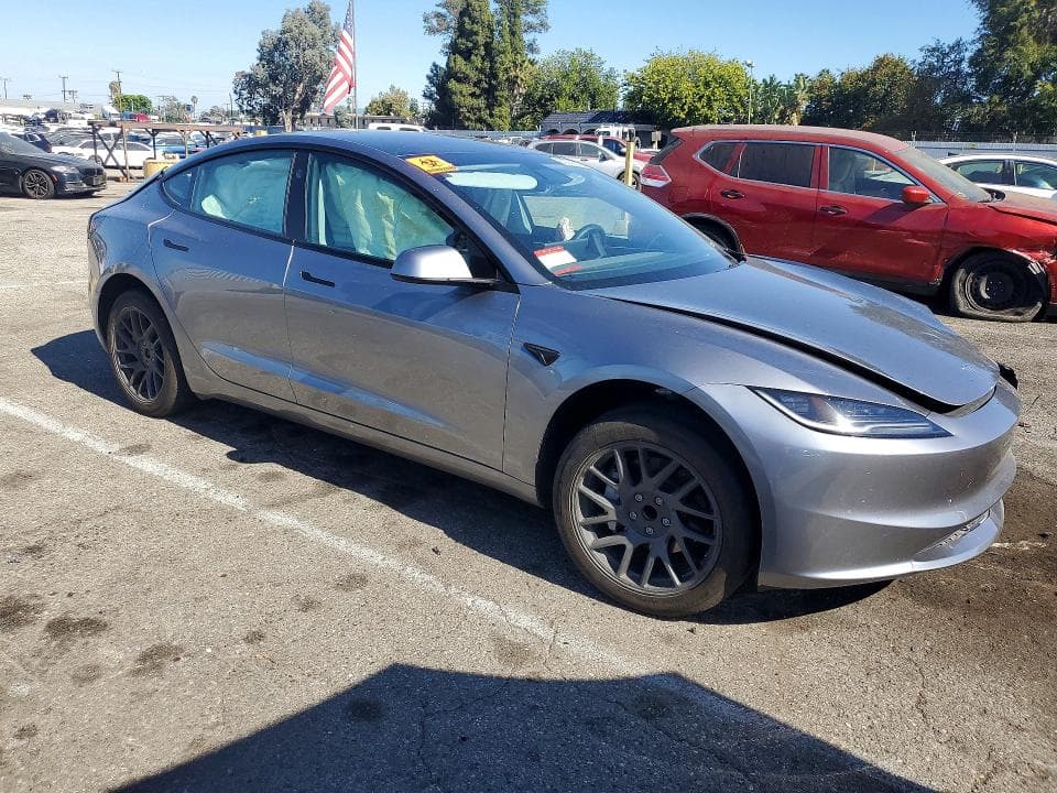 2025 TESLA MODEL 3 4
