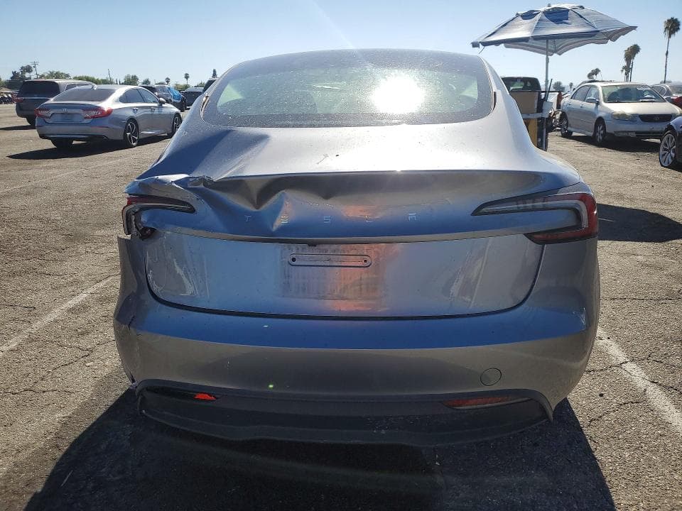 2025 TESLA MODEL 3 6
