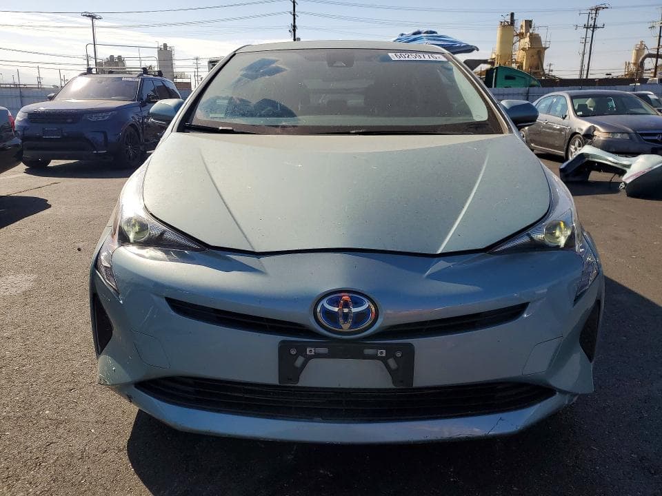 2017 TOYOTA PRIUS TWO 5