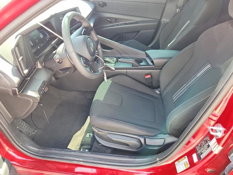 2025 HYUNDAI ELANTRA SEL SPORT 7