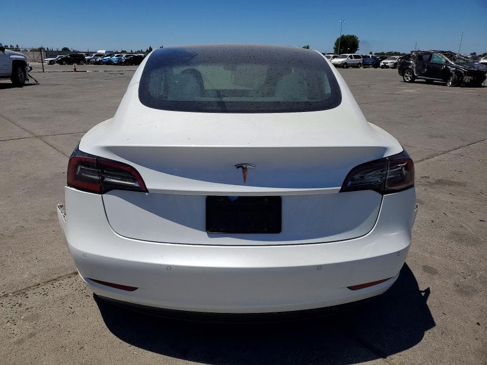 2020 TESLA MODEL 3 6