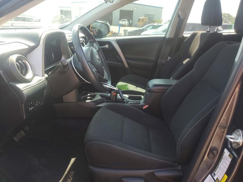 2018 TOYOTA RAV4 XLE 7