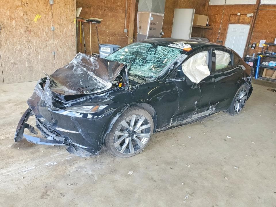 2024 TESLA MODEL 3 - 1