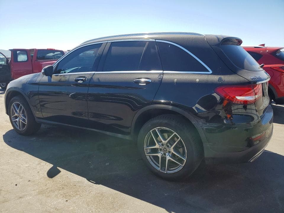 2019 MERCEDES-BENZ GLC 300 2