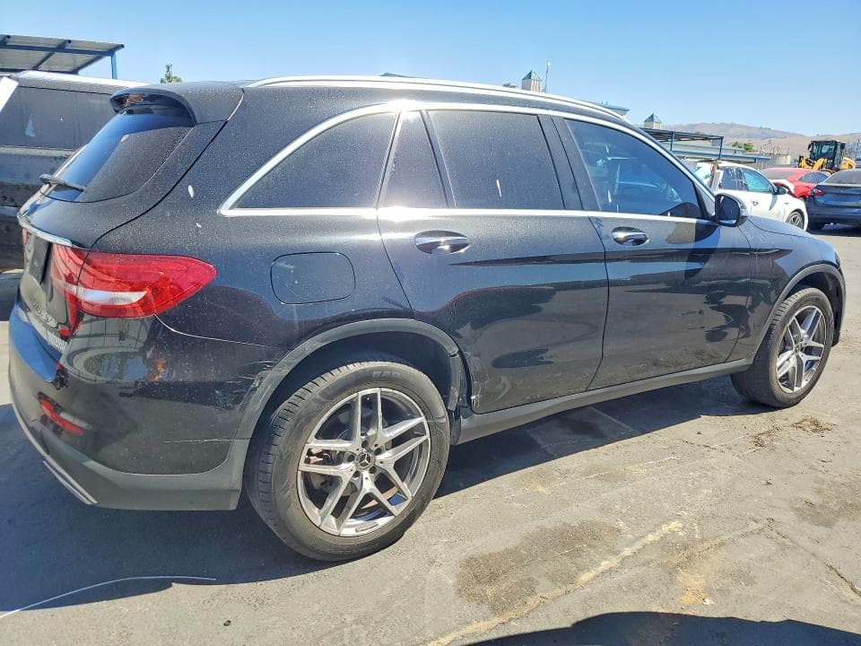 2019 MERCEDES-BENZ GLC 300 3