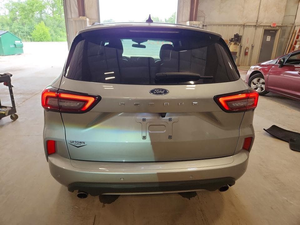 2023 FORD ESCAPE ST LINE 6