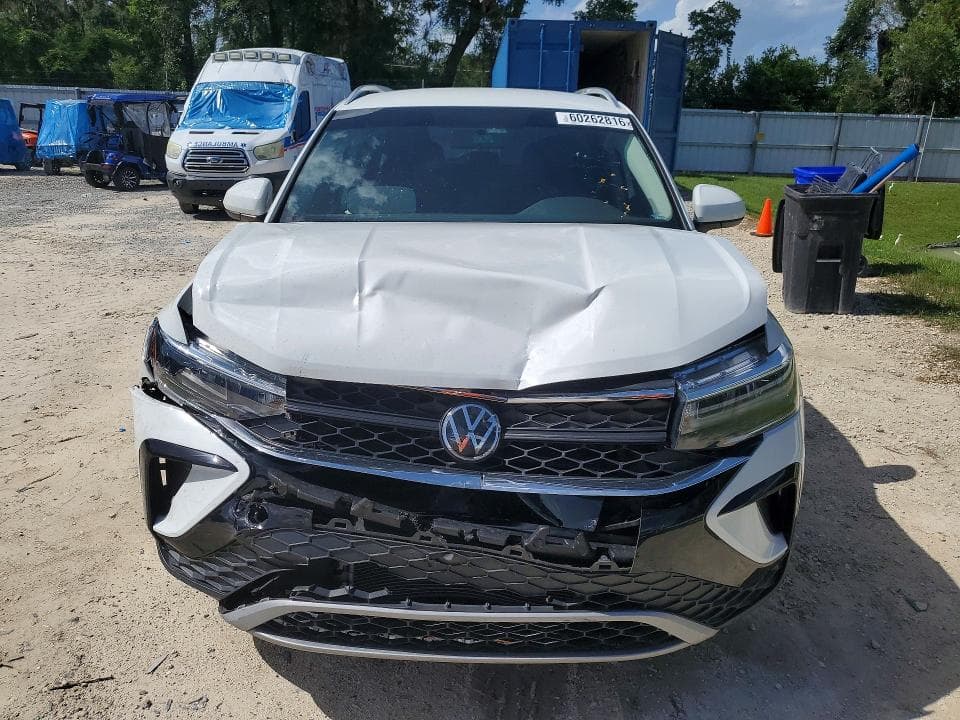 2022 VOLKSWAGEN TAOS SE 5