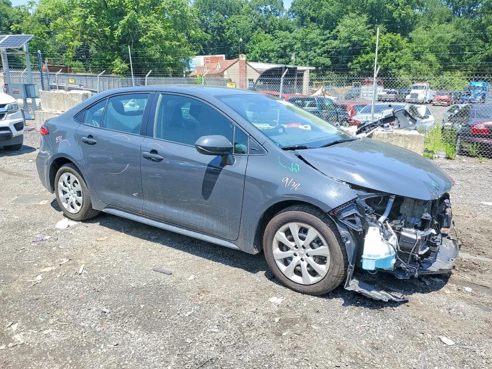 2024 TOYOTA COROLLA LE 4