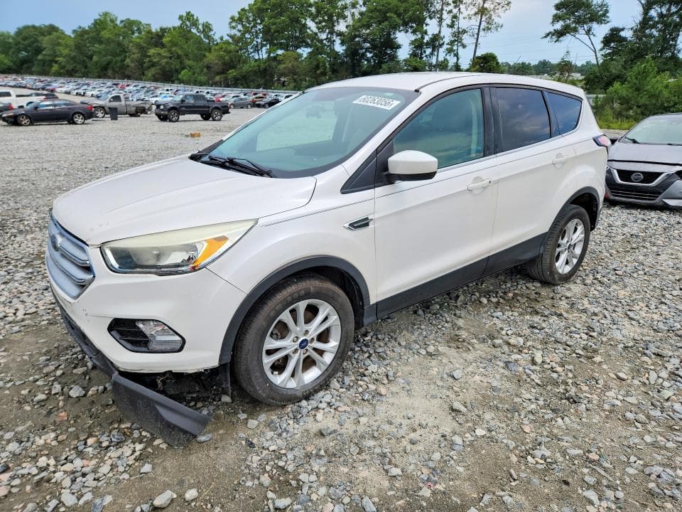 2017 FORD ESCAPE SE - 1