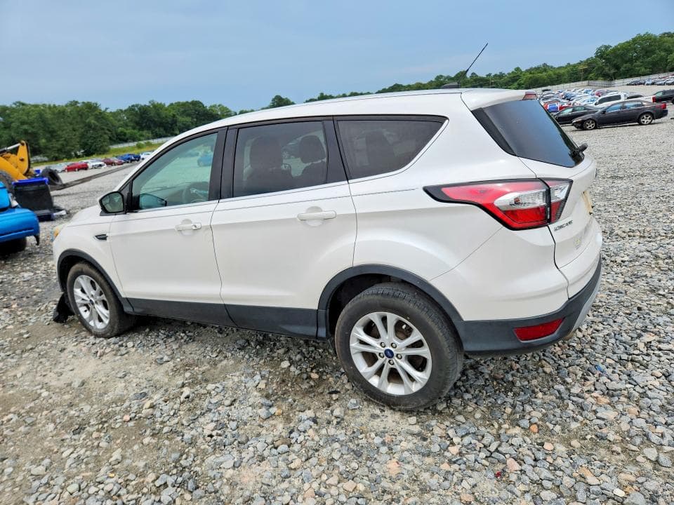 2017 FORD ESCAPE SE 2