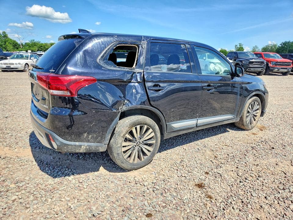2019 MITSUBISHI OUTLANDER SE 3