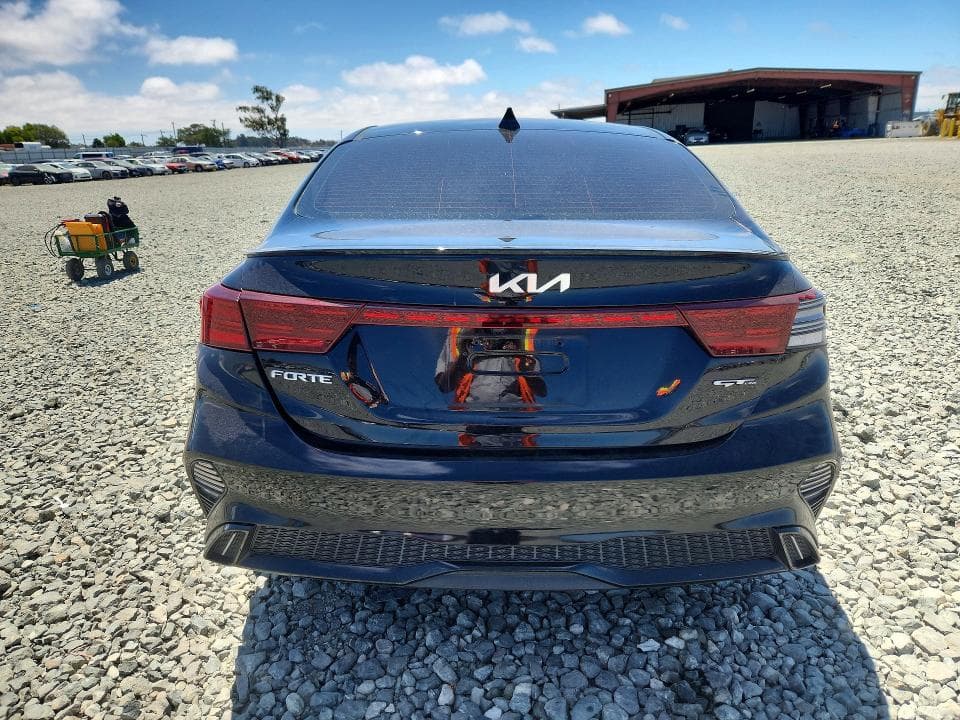 2023 KIA FORTE GT LINE 6