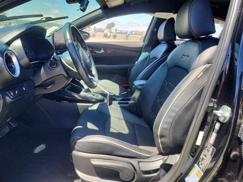 2023 KIA FORTE GT LINE 7