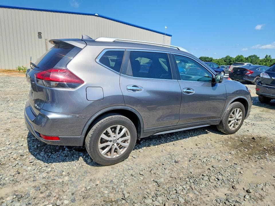 2020 NISSAN ROGUE SV 3