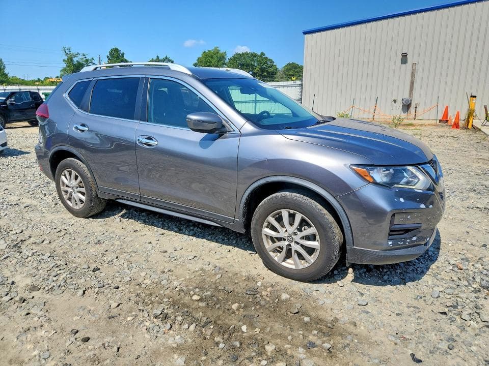 2020 NISSAN ROGUE SV 4