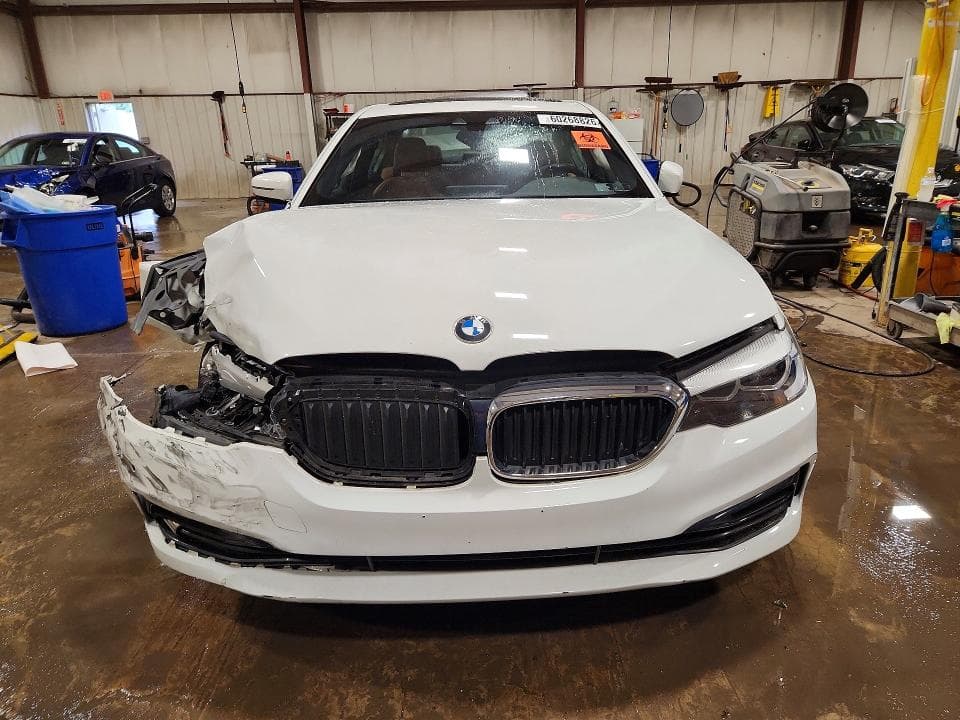 2020 BMW 530 XI 5