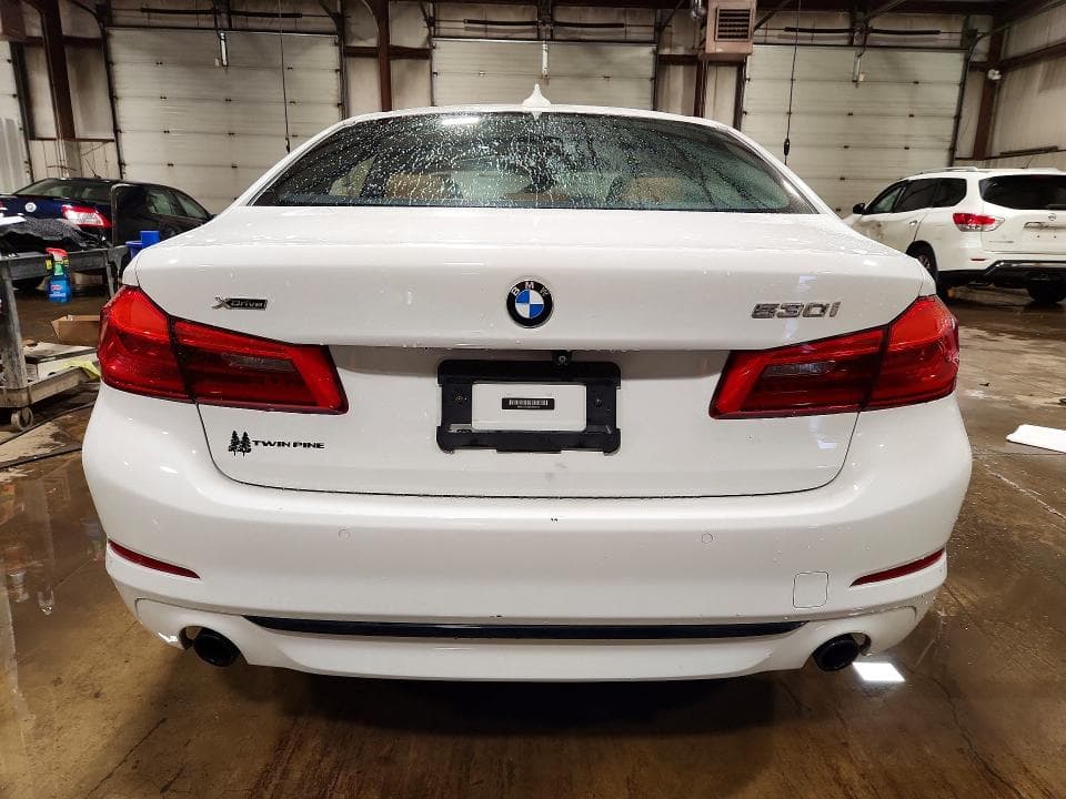 2020 BMW 530 XI 6
