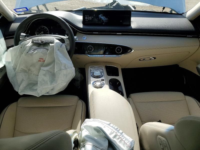 2025 GENESIS GV70 2.5T STANDARD 8