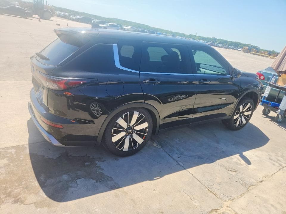2026 MITSUBISHI OUTLANDER SE SE 3