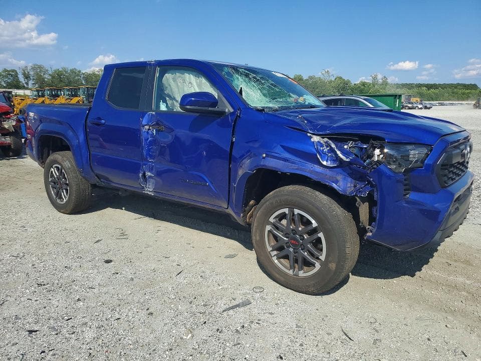 2024 TOYOTA TACOMA TRD SPORT 4